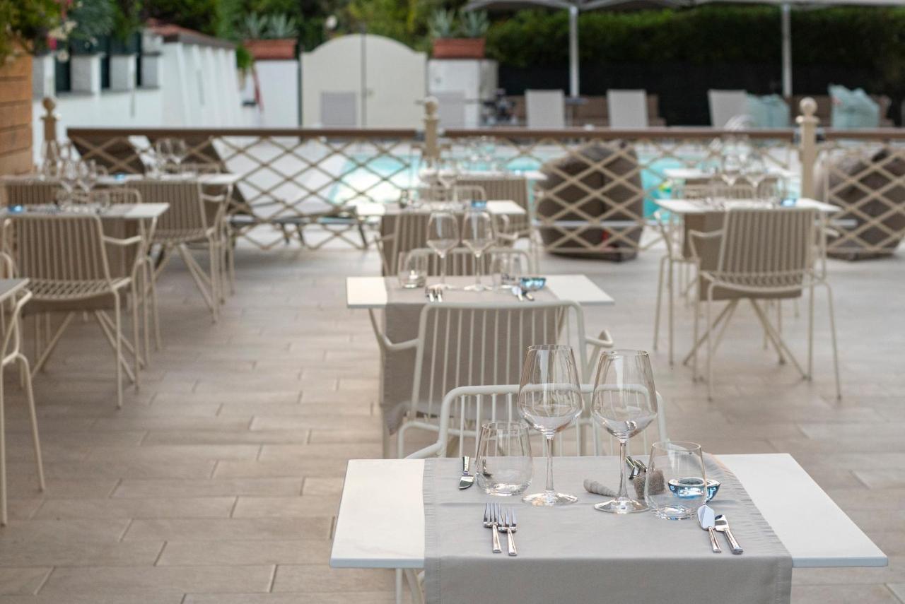 פורטה דיי מארמי Hotel Tarabella מראה חיצוני תמונה